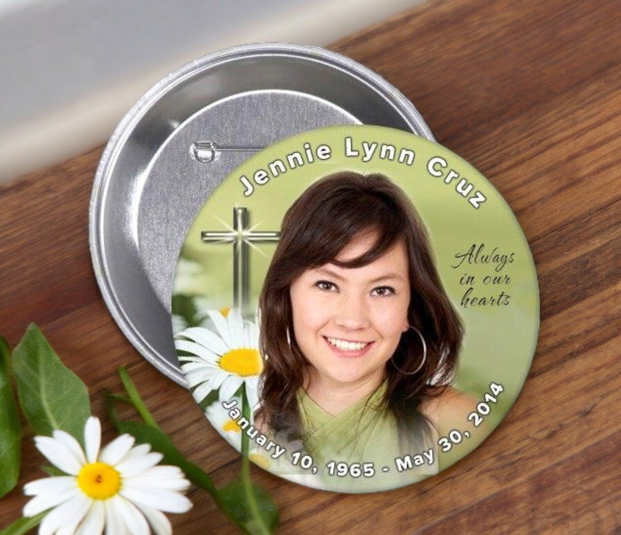 White Daisy Memorial Button Pin (Pack of 10) - Celebrate Prints